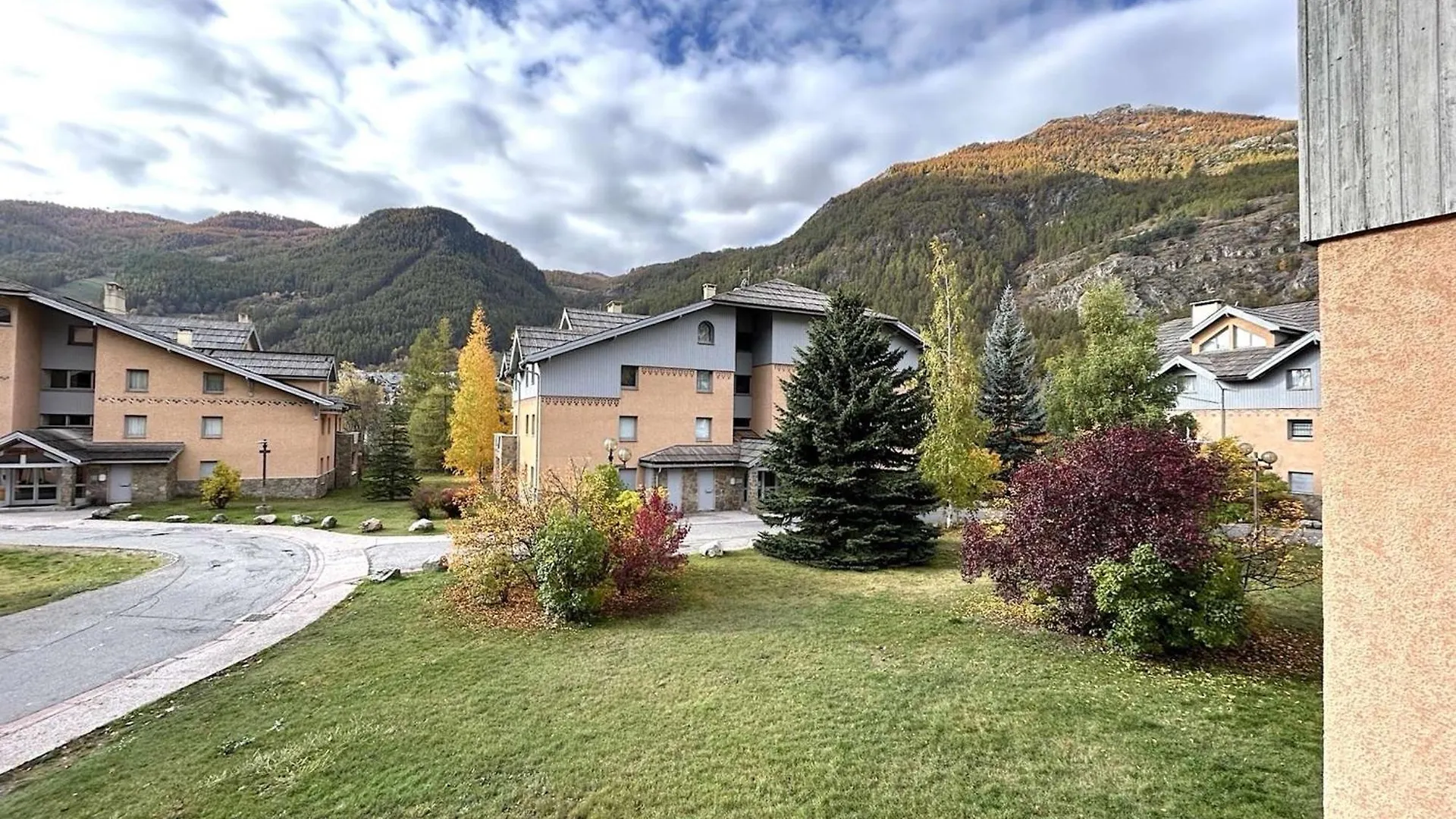Appartement Lumineux 3 Pieces Avec Balcon, Idealement Situe A La Salle-Les-Alpes, 6 Couchages - Fr-1-330F-124 Serre Chevalier Apartment